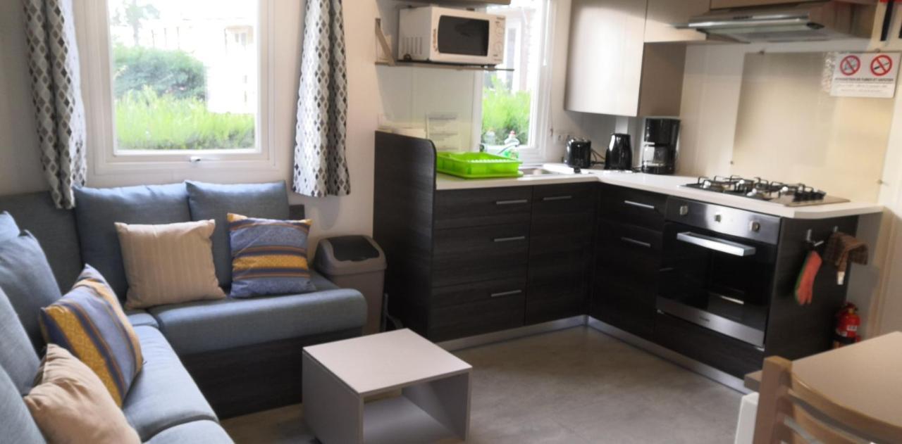 Alexi Alexandra41 Hotel Onzain Bagian luar foto